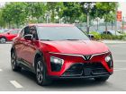 VINFAST VF7