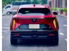 VINFAST VF7